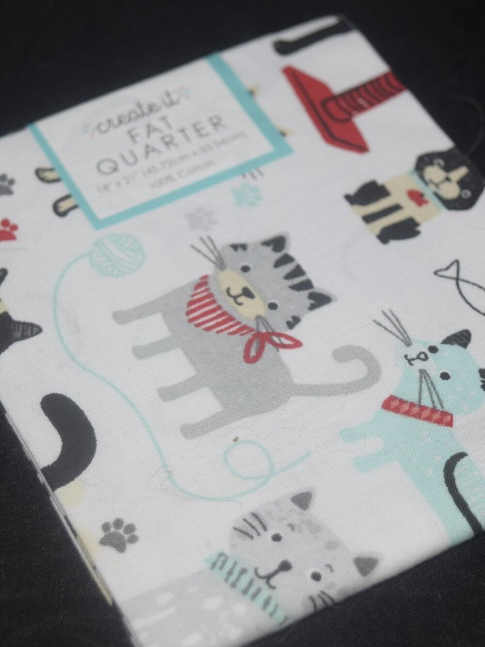 Create It Fat Quarter – Cute Cats & Yarn Print – 100% Cotton Sewing Fabric